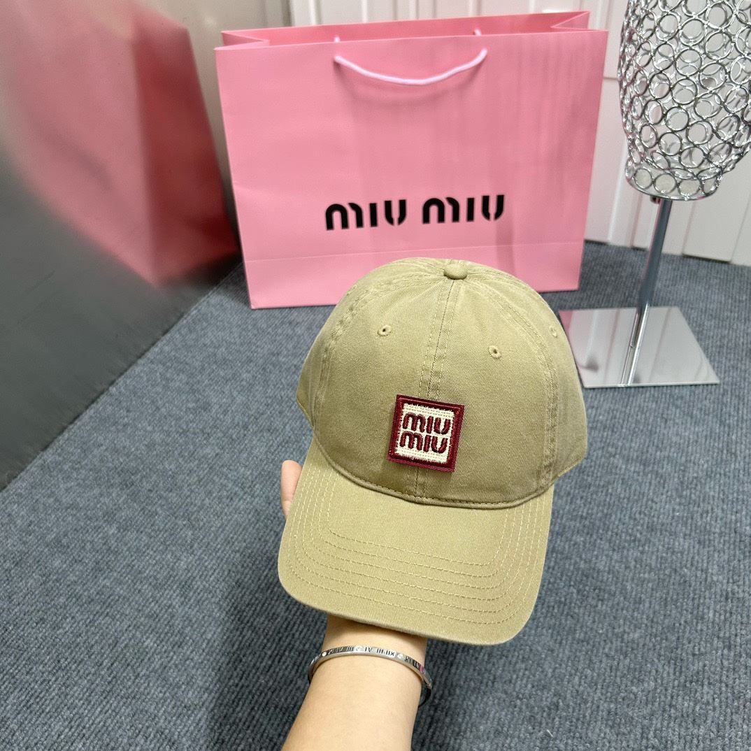 Miu Miu Caps